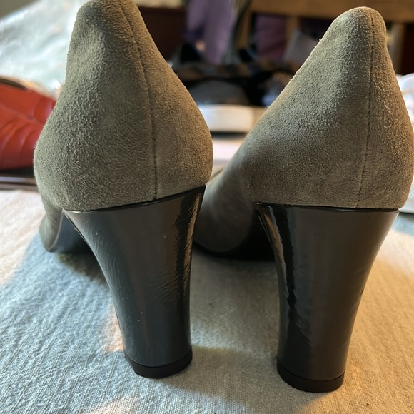 JCrew pump- Made in Italy - Picture 5 of 12